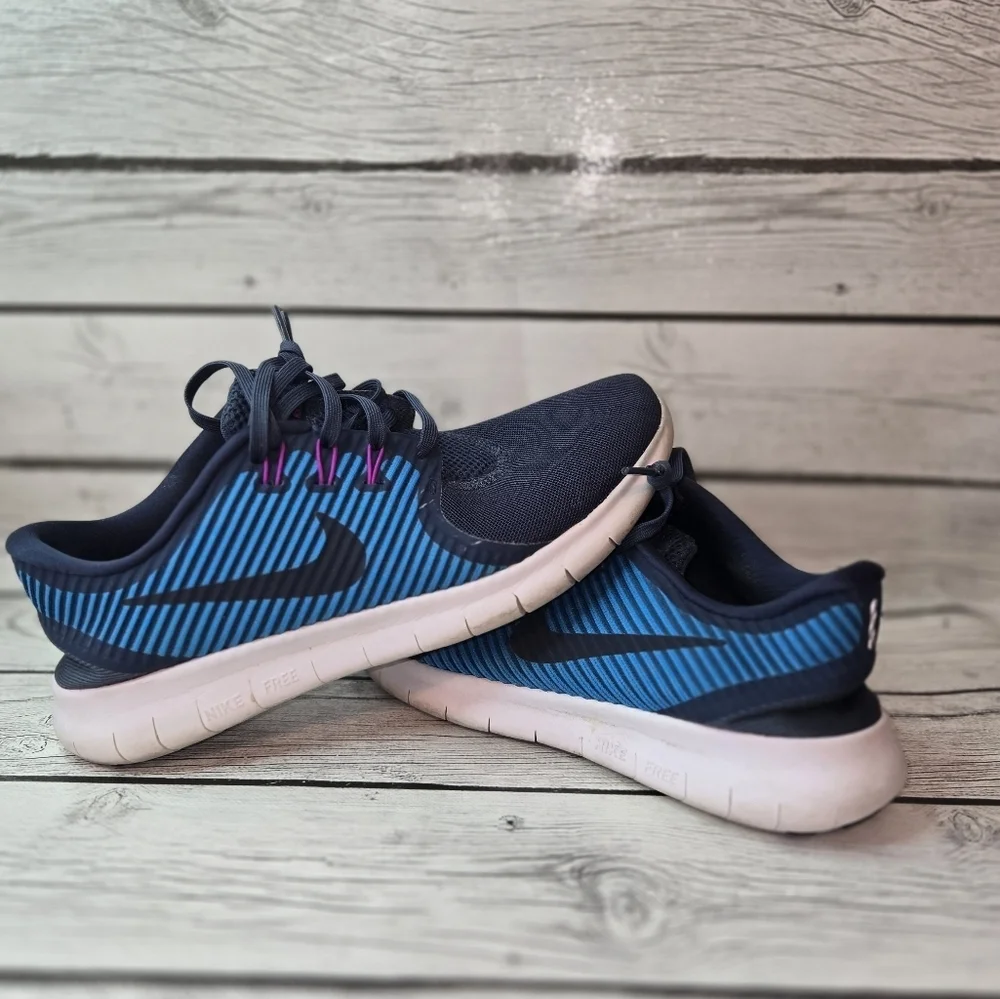 Pre-owned Womens NIKE FREE RN CMTR Blue Running Trainers 831511 400